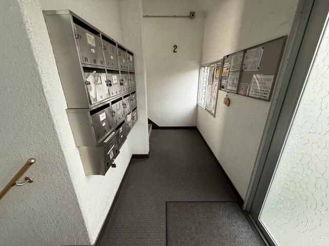 Renovated 2LDK Apartment for Sale in Hachioji, Tokyo - Thumbnail 4