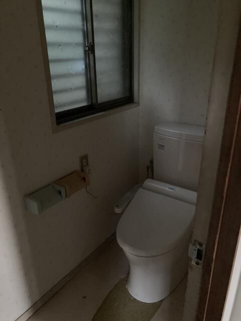 4LDK Vacant House for Renovation in Hannan, Osaka - 350万円 - Thumbnail 3