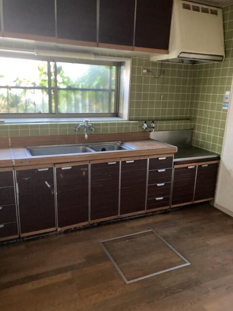 4LDK Vacant House for Renovation in Hannan, Osaka - 350万円 - Thumbnail 2