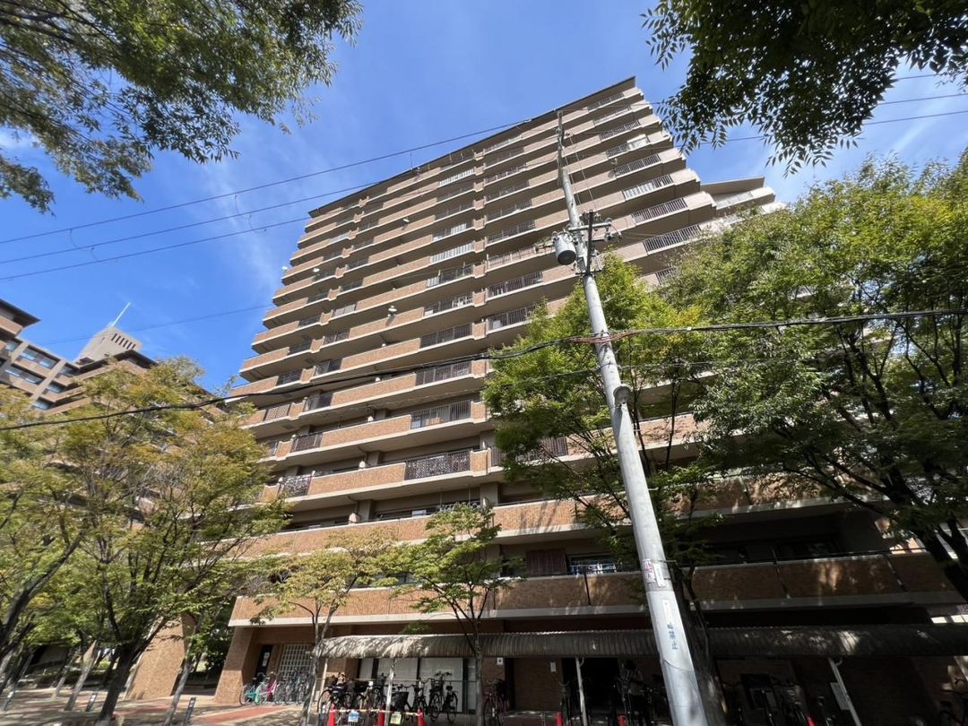 3LDK Apartment for Sale in Osaka Joto Ward with Parking - Thumbnail 2