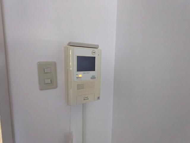 Renovated 1K Apartment for Sale in Matsuyama's Dogo Area - Thumbnail 4