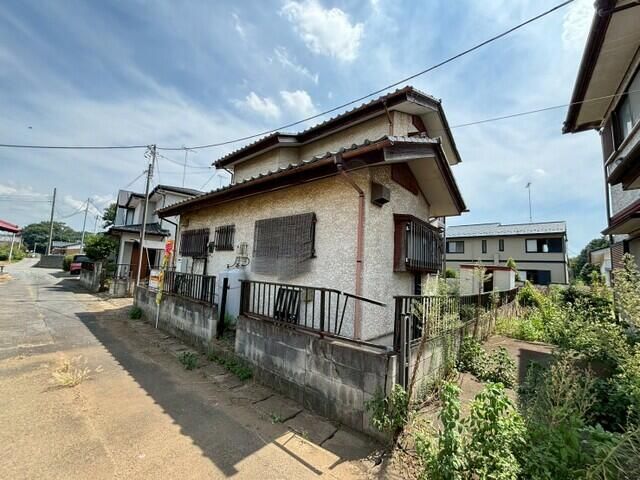 5DK Detached House for Sale in Koga City, Ibaraki - Thumbnail 2