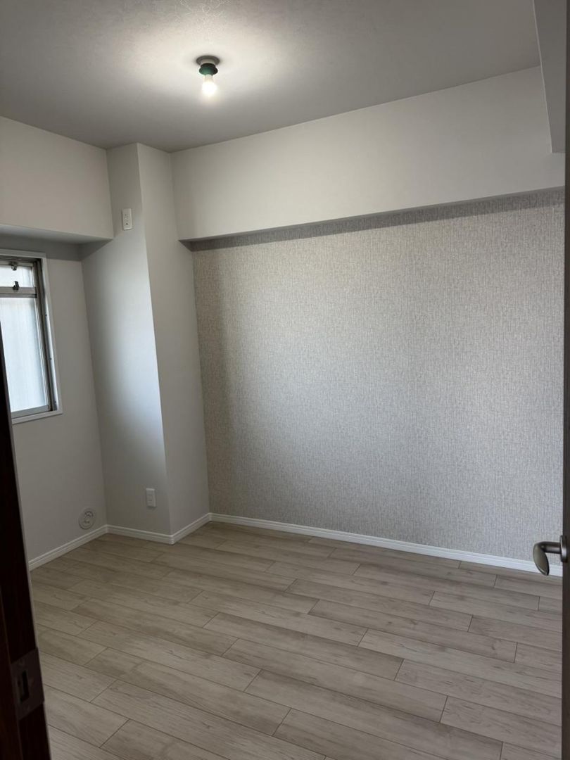 4LDK Apartment for Sale in Moriguchi, Osaka | Renovated 2025 - Thumbnail 3