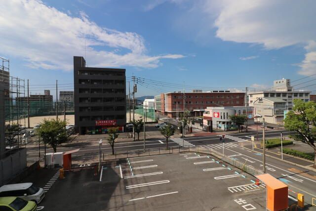 2DK Apartment for Sale near Saga Station, Saga City - Thumbnail 2