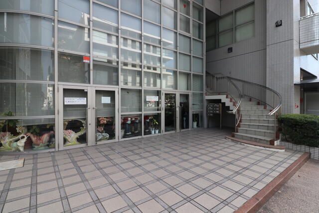 2DK Apartment for Sale near Saga Station, Saga City - Thumbnail 3