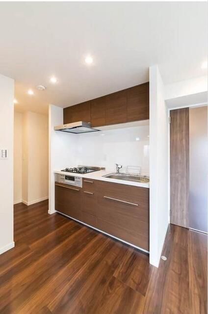 2LDK Apartment for Sale in Sumida, Tokyo near Kinshicho Station - Thumbnail 4