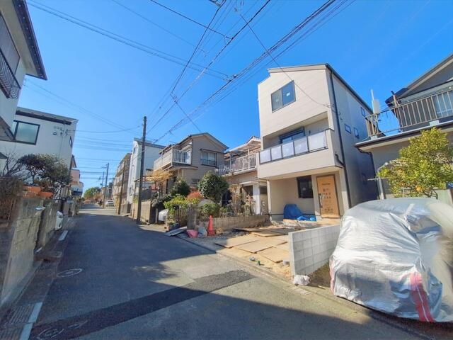 New 2026 4LDK House for Sale in Yokohama Totsuka Ward - Thumbnail 3