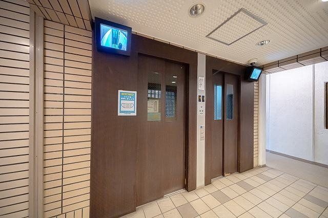 Renovated 3LDK Apartment for Sale in Koto Ward, Tokyo - Thumbnail 4