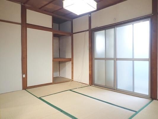 Renovated 3K Apartment for Rent in Wakayama City, Pets OK - Thumbnail 2