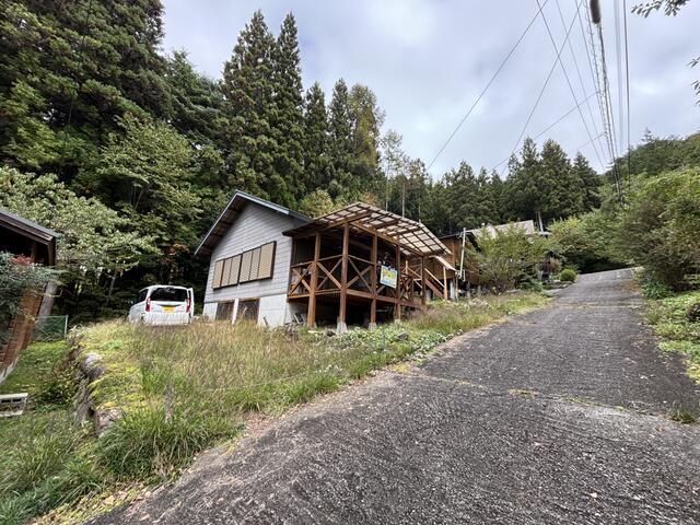 Forest Villa in Nagano Highlands - 1LDK Mountain Retreat - Thumbnail 2