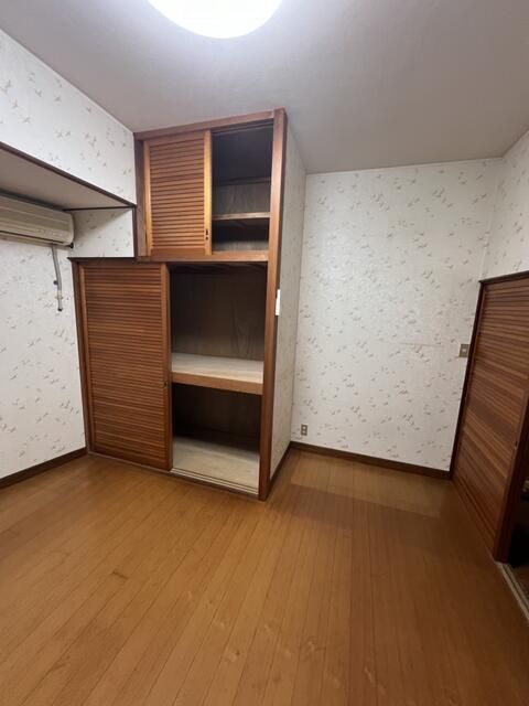 5LDK Detached House for Sale in Yugawara with Hot Spring Potential - Thumbnail 4