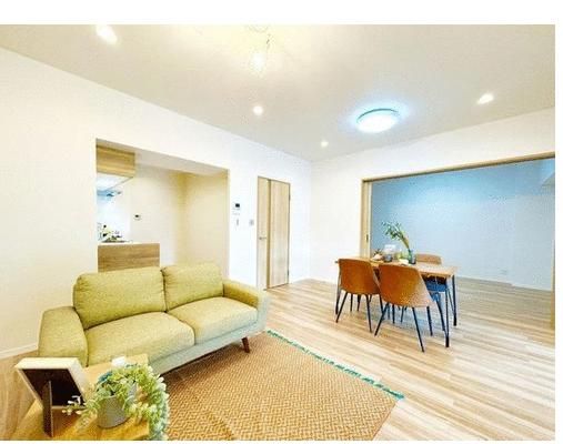 Renovated 3LDK Apartment for Sale in Ibaraki, Osaka - Thumbnail 4