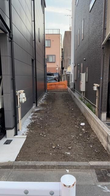 Vacant Land for Storage in Koto Ward, Tokyo - 4.8 Million Yen - Thumbnail 4