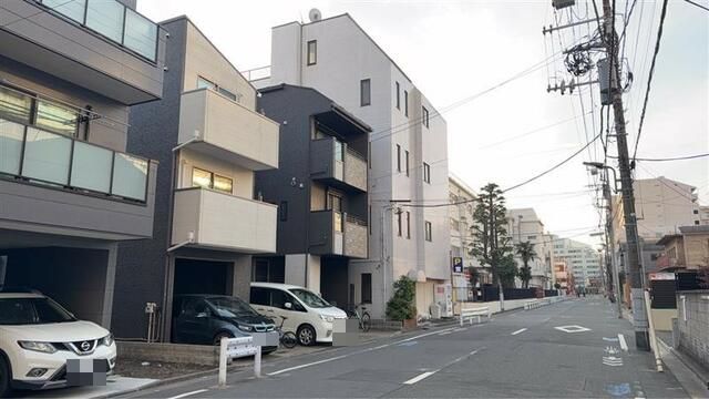 Vacant Land for Storage in Koto Ward, Tokyo - 4.8 Million Yen - Thumbnail 3