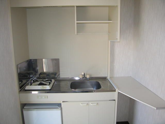 1K Apartment for Rent in Matsusaka, Mie - ¥20,000 - Thumbnail 2