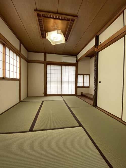 4DK Detached House for Sale in Kashiba, Nara - 300万円 - Thumbnail 3