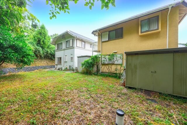 4LDK House with Large Garden in Kamakura, Kanagawa - Thumbnail 3