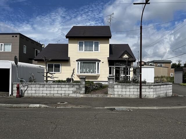 4LDK House for Sale in Iwamizawa, Hokkaido - 650万円 - Thumbnail 2