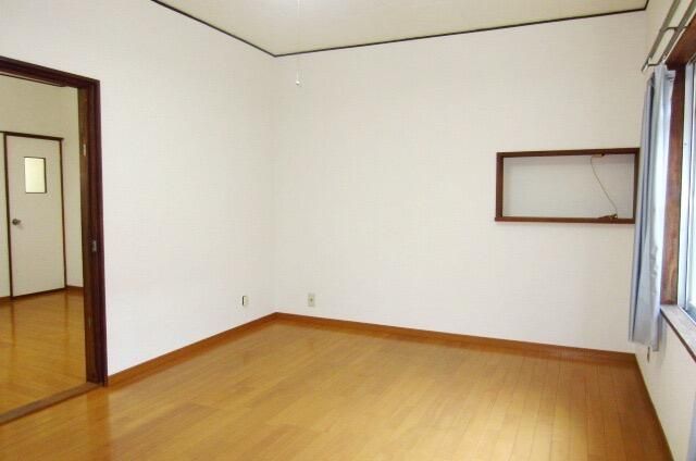 Terraced House for Sale in Kishiwada, Osaka - 13.7% Yield - Thumbnail 3