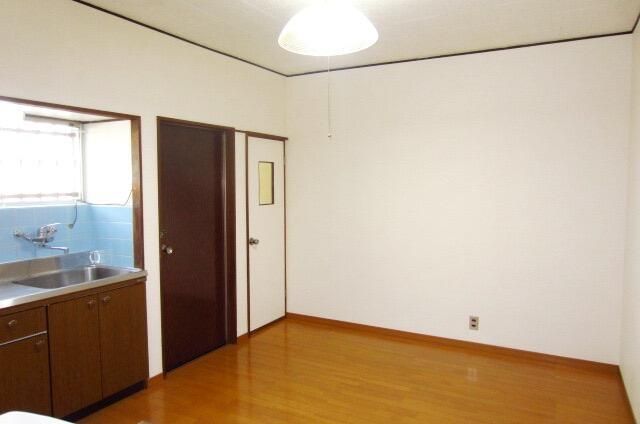 Terraced House for Sale in Kishiwada, Osaka - 13.7% Yield - Thumbnail 4