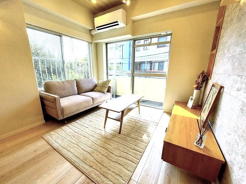 Renovated 1LDK Apartment for Sale in Setagaya, Tokyo - Thumbnail 4