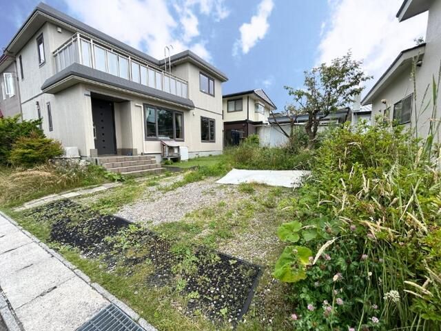 4LDK Family Home in Hakodate's Yamano-te | Sekisui Heim Built - Thumbnail 3