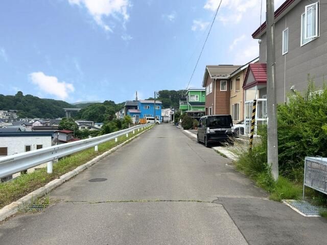 4LDK Family Home in Hakodate's Yamano-te | Sekisui Heim Built - Thumbnail 4