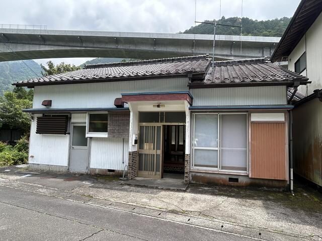 3DK Detached House for Sale in Shinshiro, Aichi - 380万円 - Thumbnail 2