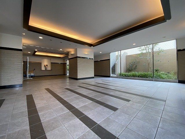 3LDK Apartment for Sale in Asahi-ku, Osaka with Large Garden - Thumbnail 4