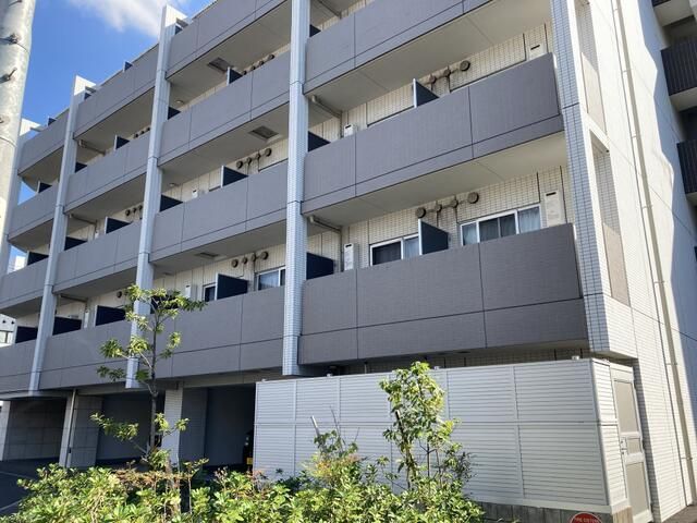1K Apartment for Sale in Ota, Tokyo - GENOVIA Hon-Haneda Sky Garden - Thumbnail 2