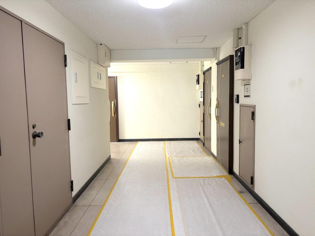 Renovated 3LDK Apartment with Skytree View in Sumida, Tokyo - Thumbnail 2