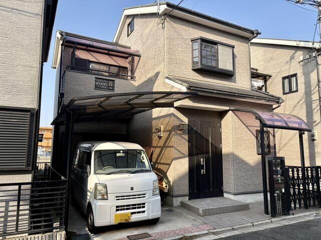 Renovated 4DK House for Sale in Matsubara, Osaka - Image 1
