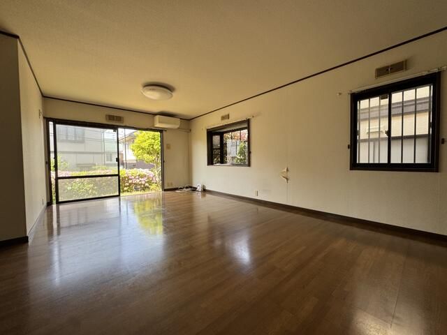 4LDK Used House for Sale in Tsuchiura, Ibaraki - 130.4 sqm - Thumbnail 3