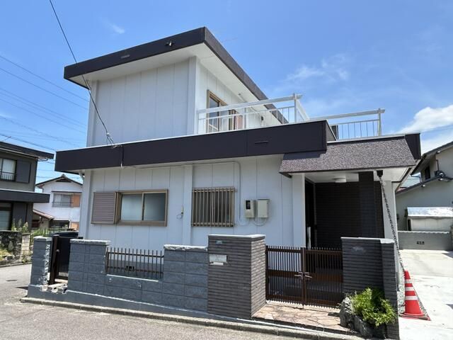 6DK Used House for Sale in Niihama, Ehime - 93.57 sqm - Thumbnail 2