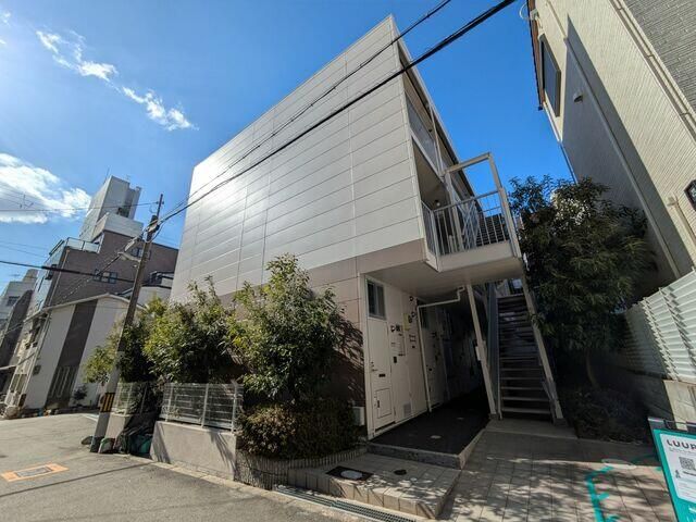 1K Apartment for Rent in Osaka Chuo Ward, Near Tamatsukuri Station - Thumbnail 2