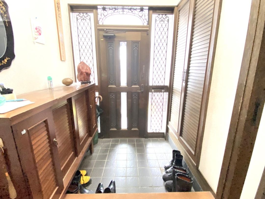 156 Tsubo 5SLDK House for Two Families in Kitahiroshima - Thumbnail 2