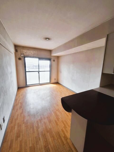 One-Room Apartment for Sale in Fushimi, Kyoto | 2.7M Yen - Thumbnail 2