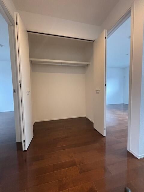 4LDK House for Sale in Toyota City with Garden and Parking - Thumbnail 4