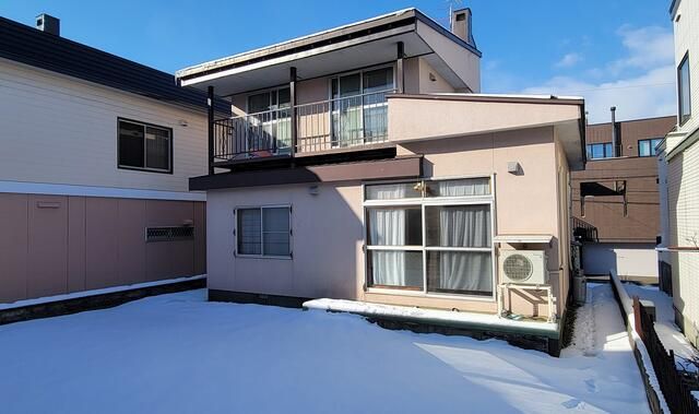 3LDK House with RV Garage and Garden in Sapporo's Kiyota Ward - Thumbnail 2