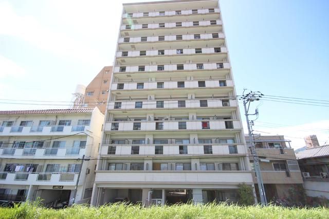 1K Apartment for Sale in Nishi Ward, Hiroshima - Thumbnail 2
