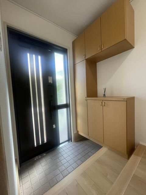 Renovated 3SLDK House with Garage in Sapporo Nishi Ward - Thumbnail 4