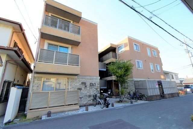 1K Apartment for Rent in Higashiosaka, Osaka - No Deposit - Thumbnail 2