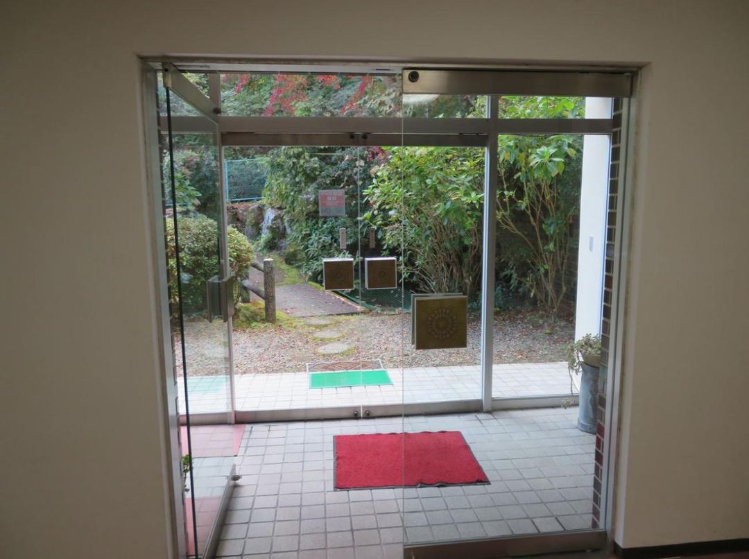 2K Condo with Onsen in Hakone Gora, Kanagawa | 1973 Build - Thumbnail 3