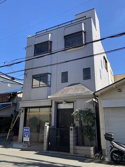 4-Bedroom Corner House for Sale in Higashisumiyoshi, Osaka - Thumbnail 4