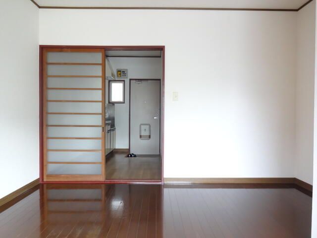 1K Apartment for Rent in Kashima, Ibaraki - 25,000 Yen - Thumbnail 4