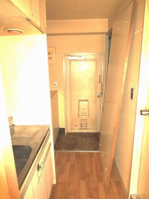 Sugamo 1R Apartment Near Station, Tokyo - 17.8 Million Yen - Thumbnail 2