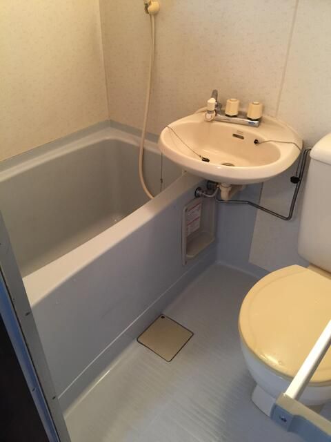 1K Apartment for Rent in Nantan, Kyoto - 25,000 Yen - Thumbnail 4
