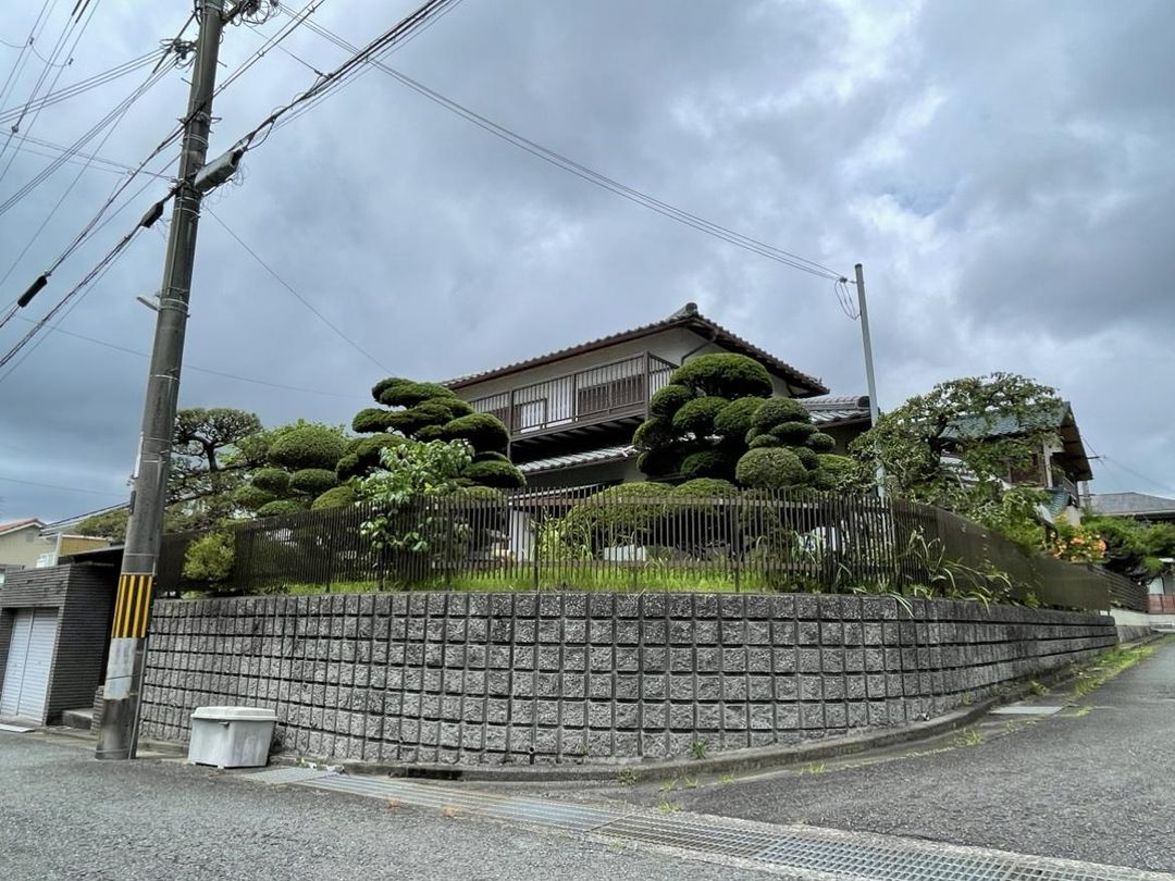 4LDK Corner House with Garden in Toyono, Osaka | 2018 Renovation - Thumbnail 2