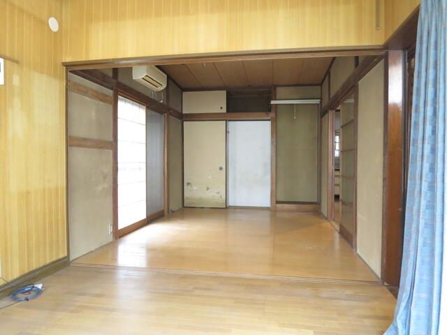 4DK Detached House for Sale in Quiet Yokohama Neighborhood - Thumbnail 3
