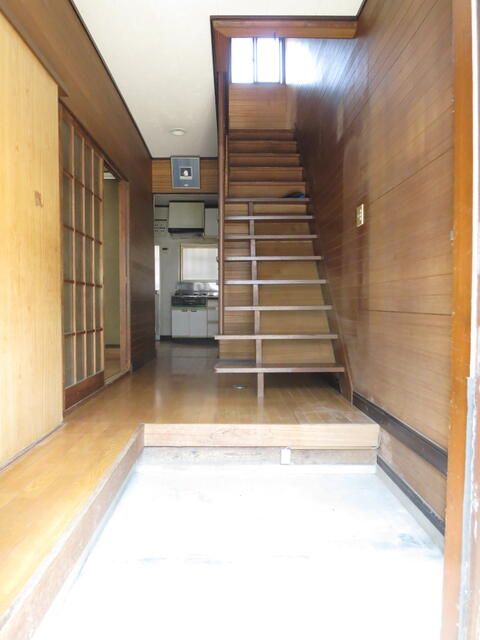 4DK Detached House for Sale in Quiet Yokohama Neighborhood - Thumbnail 4